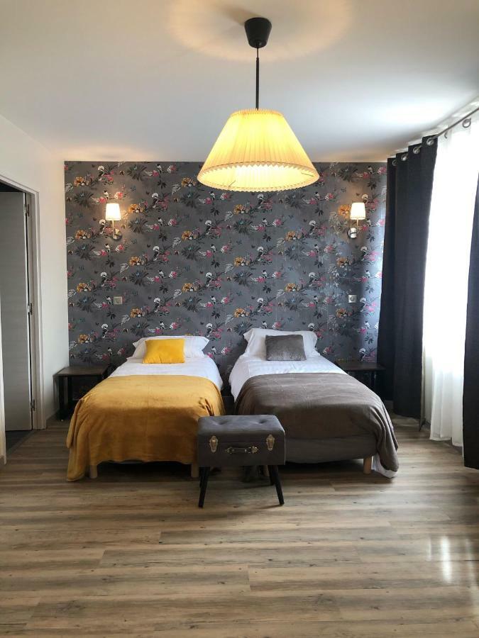 Hotel L'Ange De La Vallee Ойонна Экстерьер фото